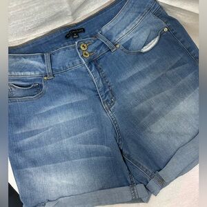 Signature Studio Blue Denim Shorts with Gold Accents